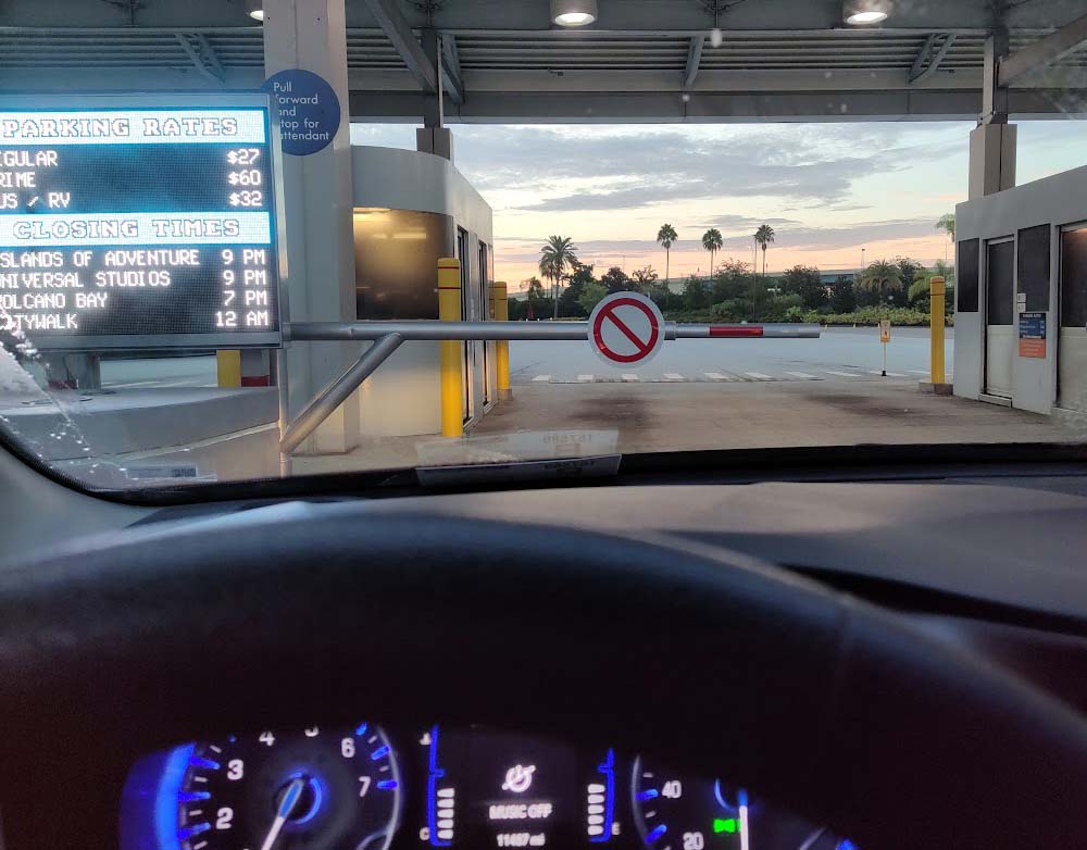 Universal Orlando Resort Parking Complex - 44 tips from 11889 visitors